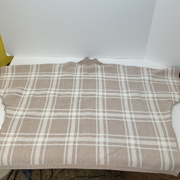 Rachel Zoe Pull Over Poncho Sweater One Size Cream Tan Window Pane Mock Neck - Picture 7 of 12